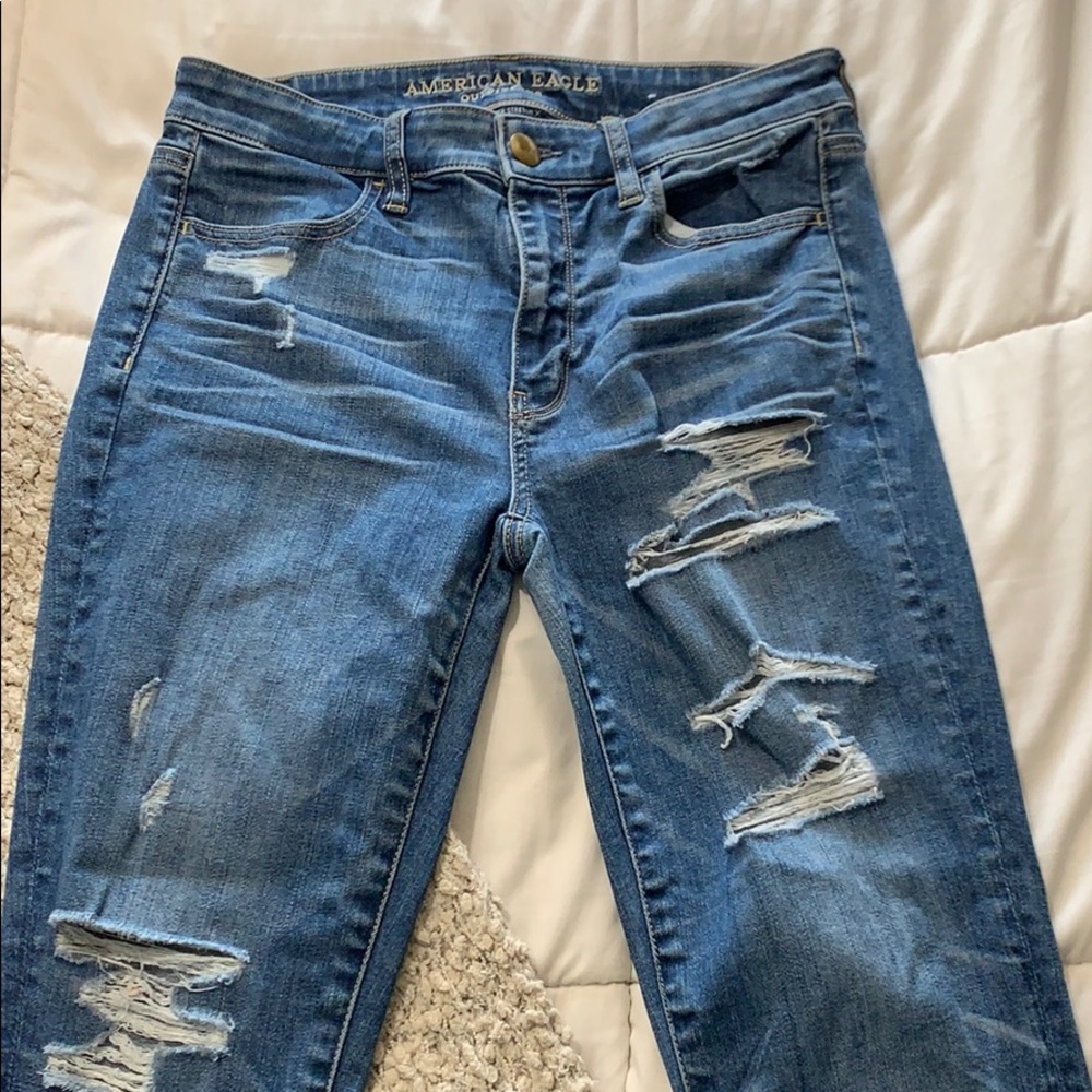 Super Stretch High Rise Distressed Jegging